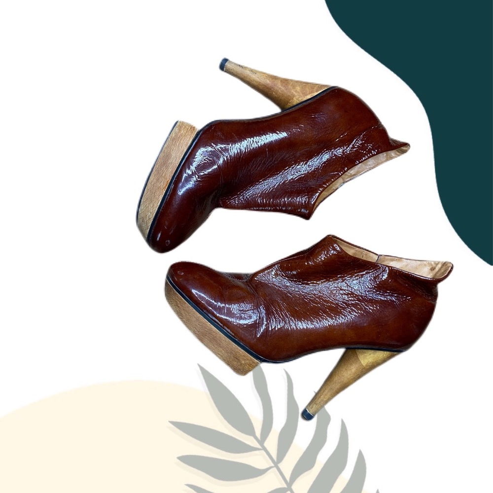 Baci Lagoon Leather Platform Heels